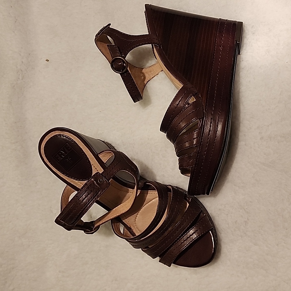 Shoes - Picture 2 of 2